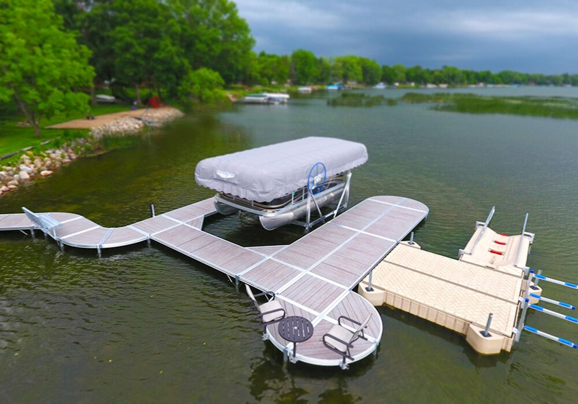 kwelch_graywoodgrain_polydock_pontoonlift_graycanopy_drone_preview_2000.jpeg
